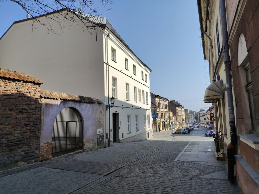 Gabinety pod Zegarem, ul. Brama Pilzneńska 4, 33-100 Tarnów